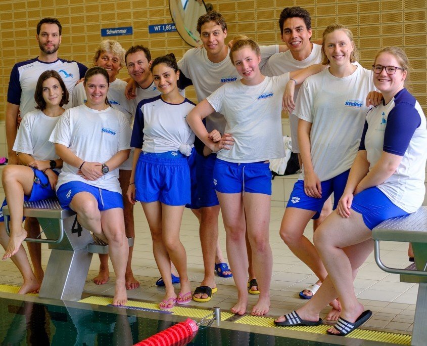 Perfekt schwimmen lernen mit Schwimmschule Steiner in Wien