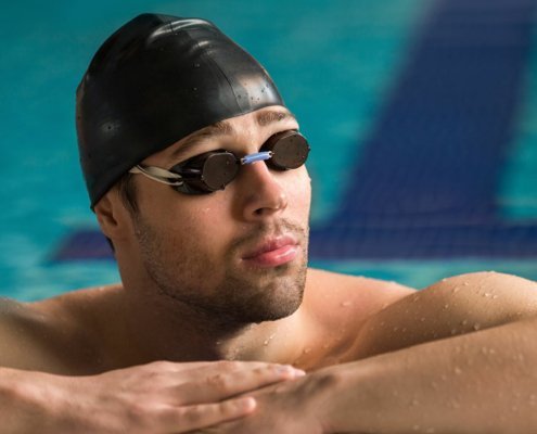 The first swimming goggles as we know them were only developed at the beginning of the 20th century.